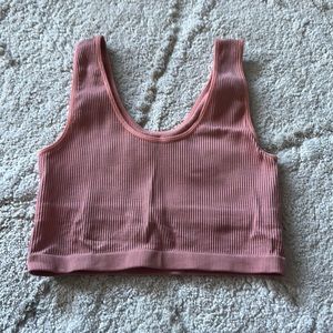 Ribbed cropped tank top